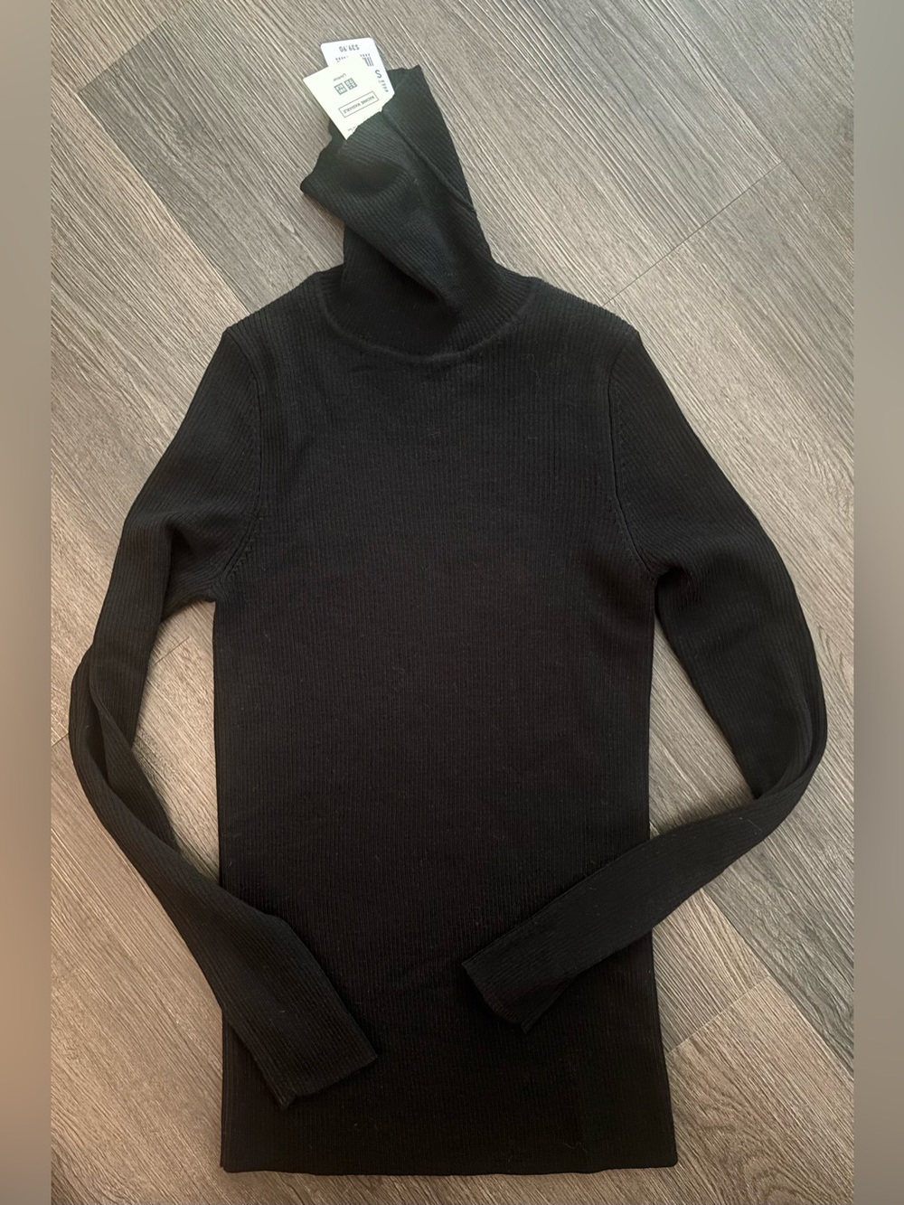 Uniqlo Black Extra Fine Merino Wool Ribbed Turtleneck Sweater Sz Small